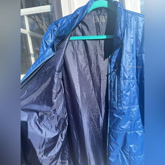 Vineyard Vines Lightweight Quilted Puffer Coat - Picture 5 of 9